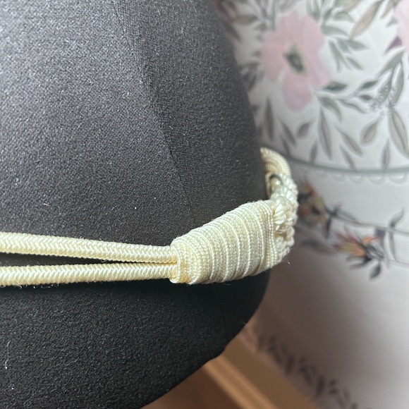 Vintage 80s Ivory Braided Rope Belt | Pearl Accent Statement Waist Belt - Picture 5 of 7